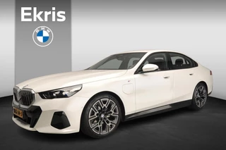 BMW 5 Serie Sedan 530e | M-Sportpakket | LED | Navigatie | Sportstoelen | Stoelverwarming | DAB | Harman-kardon sound | Alu 20 inch