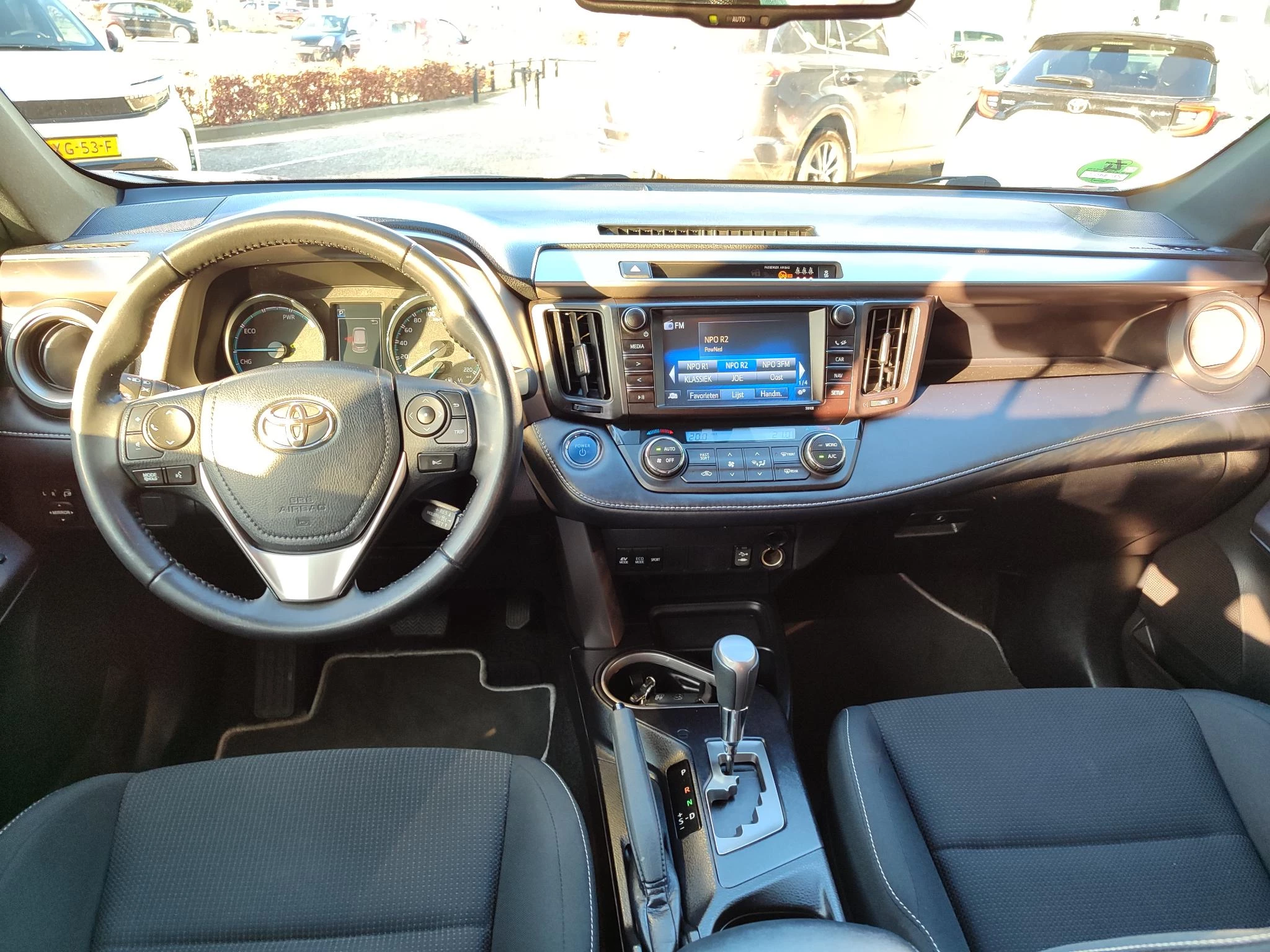 Hoofdafbeelding Toyota RAV4