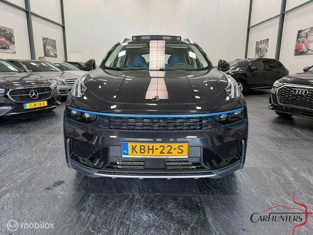 Hoofdafbeelding Lynk & Co O1