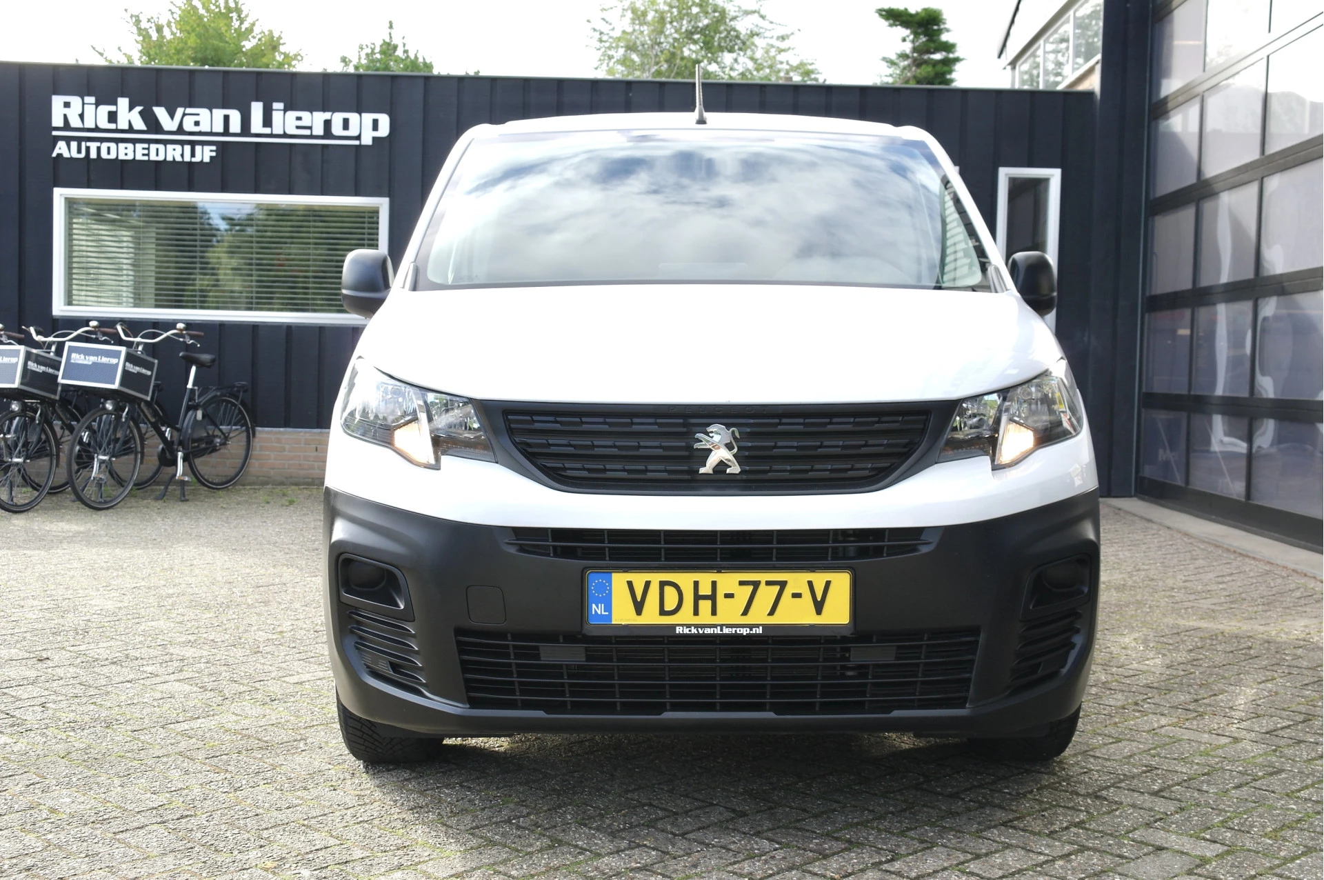 Hoofdafbeelding Peugeot Partner
