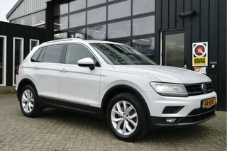 Hoofdafbeelding Volkswagen Tiguan Volkswagen Tiguan 2.0 TSI 180 PK 4Motion Highline | NL-Auto | Virtual | Adap.Cruise | Head-Up | Carplay