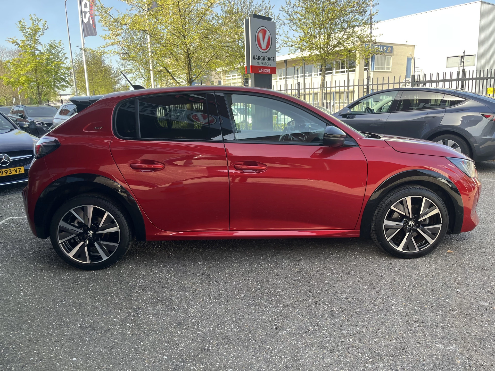 Hoofdafbeelding Peugeot 208