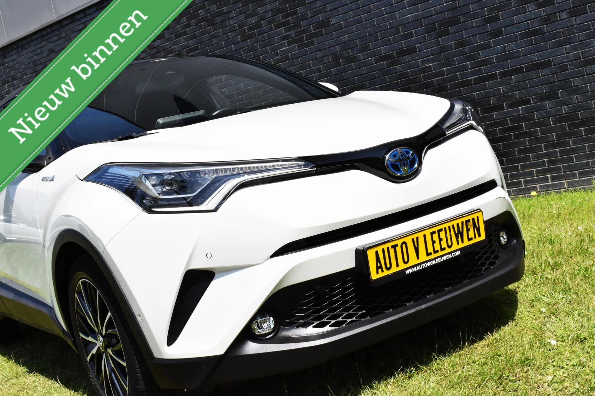 Hoofdafbeelding Toyota C-HR