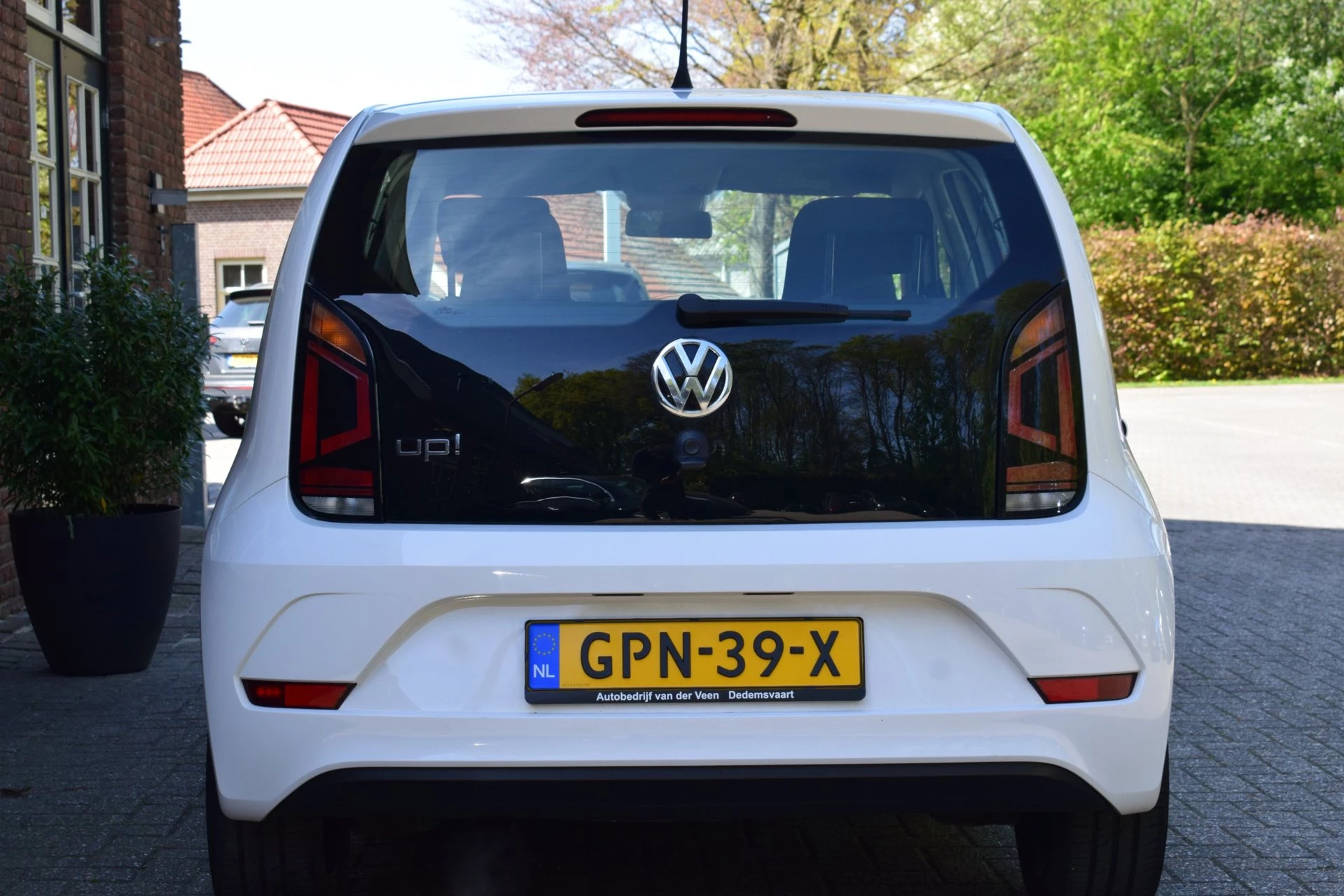 Hoofdafbeelding Volkswagen up!