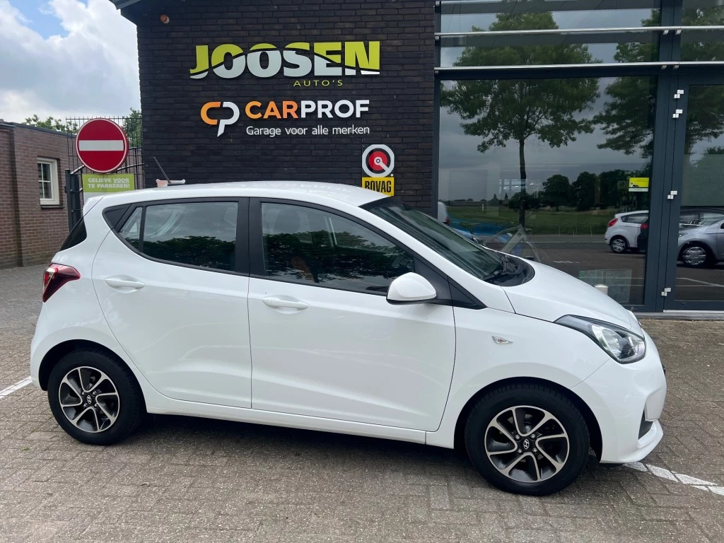 Hoofdafbeelding Hyundai i10