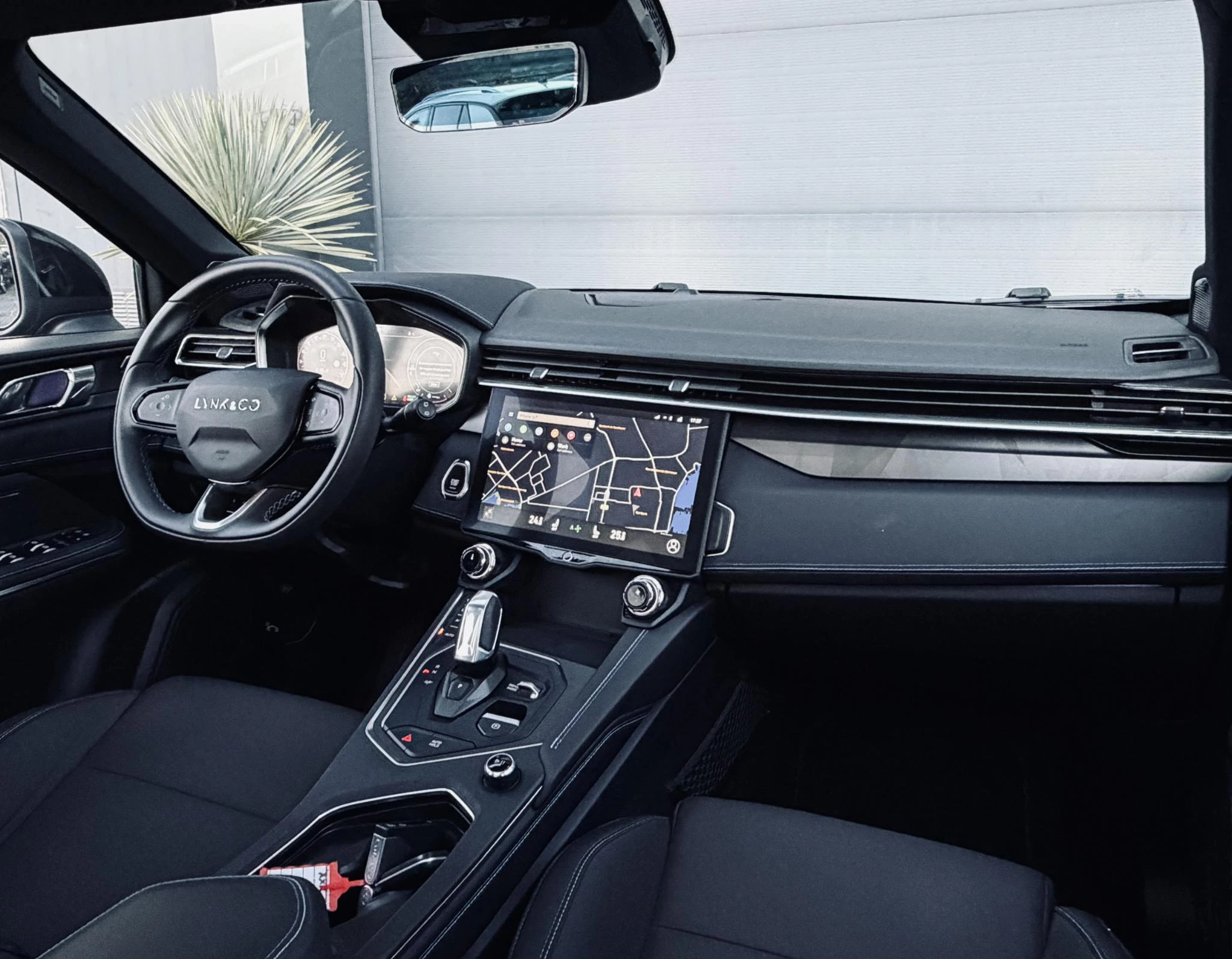 Hoofdafbeelding Lynk & Co 01