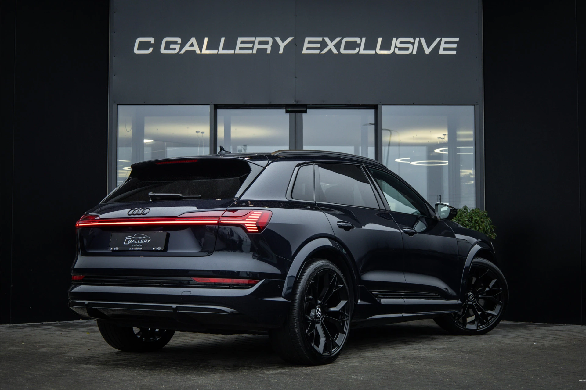 Hoofdafbeelding Audi e-tron