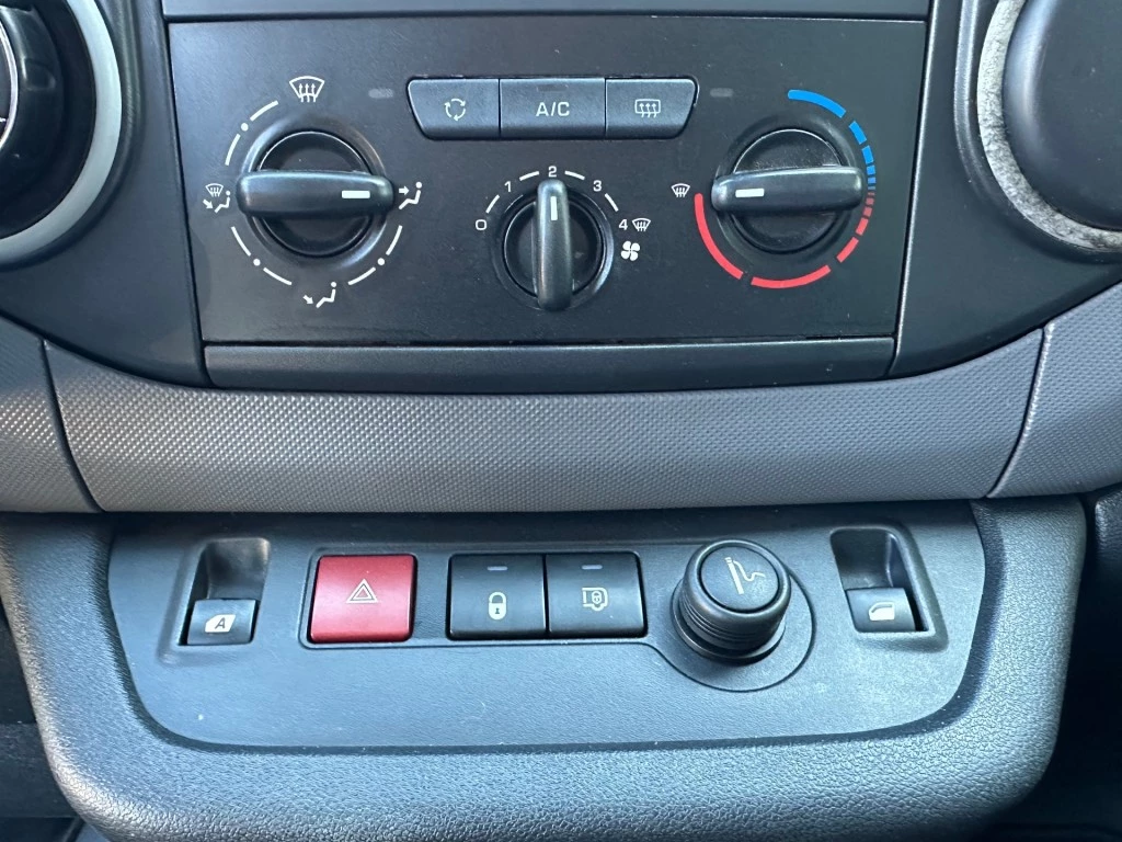 Hoofdafbeelding Peugeot Partner