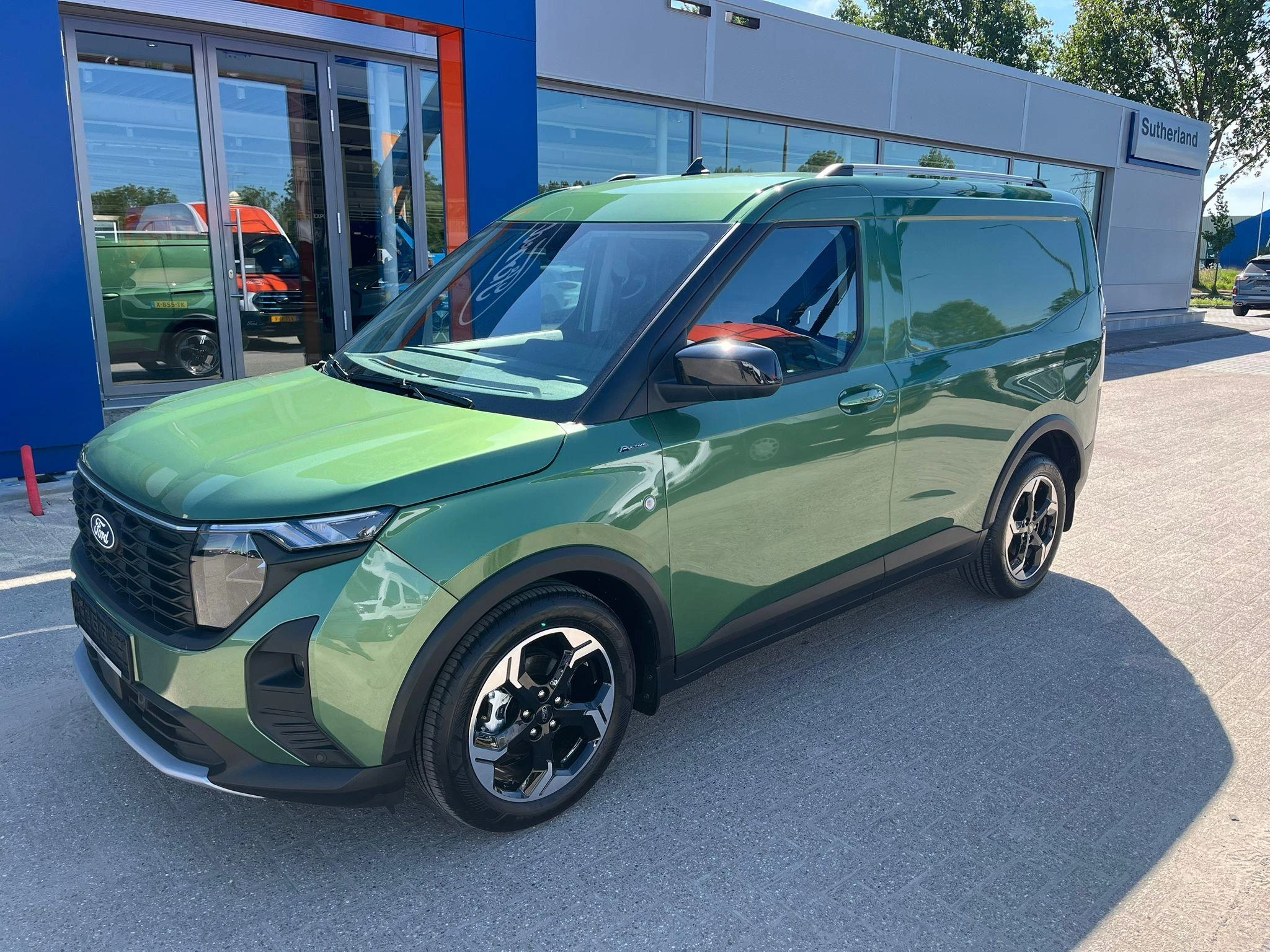 Hoofdafbeelding Ford Transit Courier