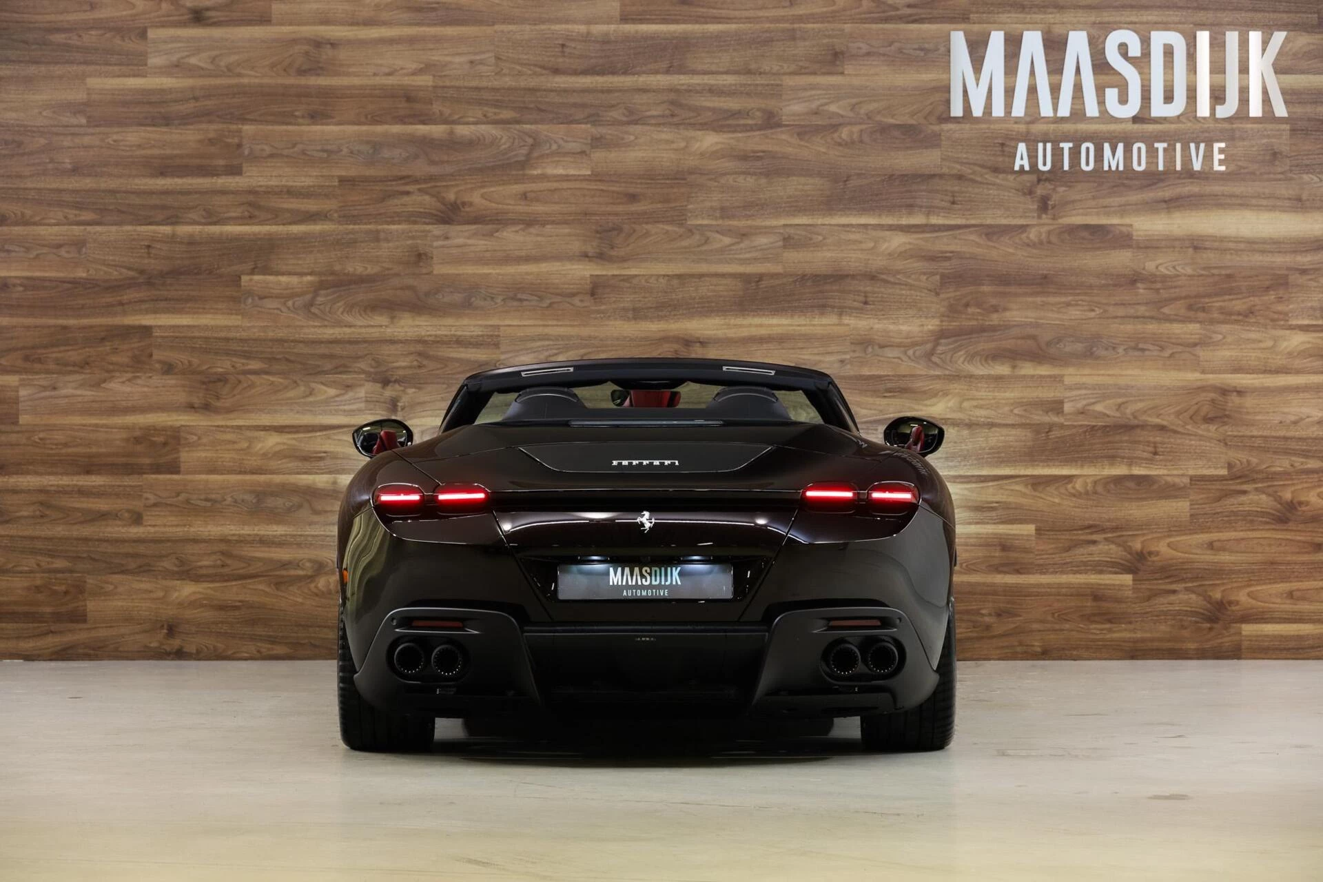 Hoofdafbeelding Ferrari Roma