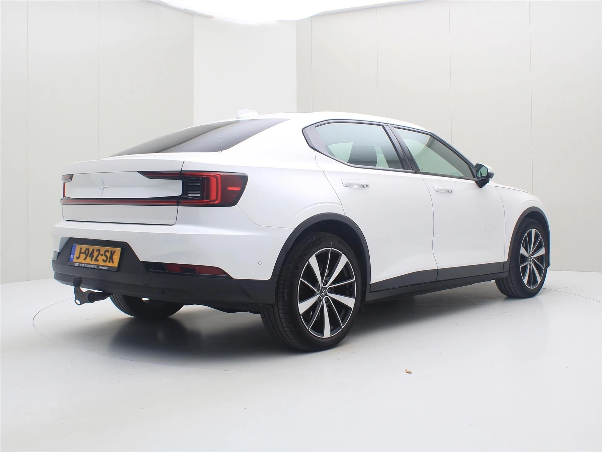 Hoofdafbeelding Polestar 2