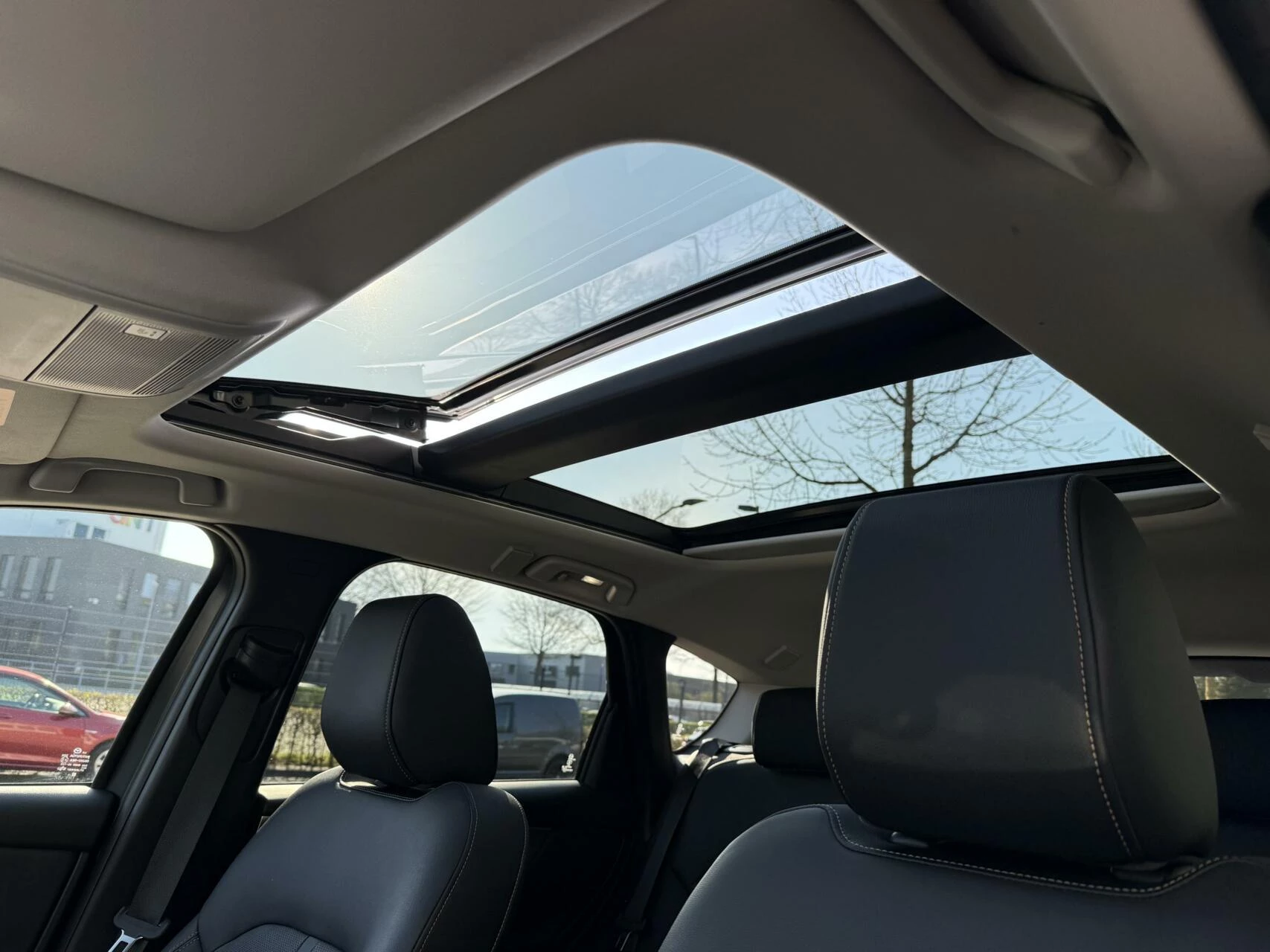 Hoofdafbeelding Mazda CX-60