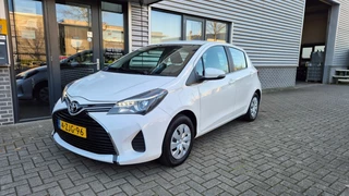 Toyota Yaris 1.0VVTi Aspiration AIRCO CAMERA TREKHAAK ACC