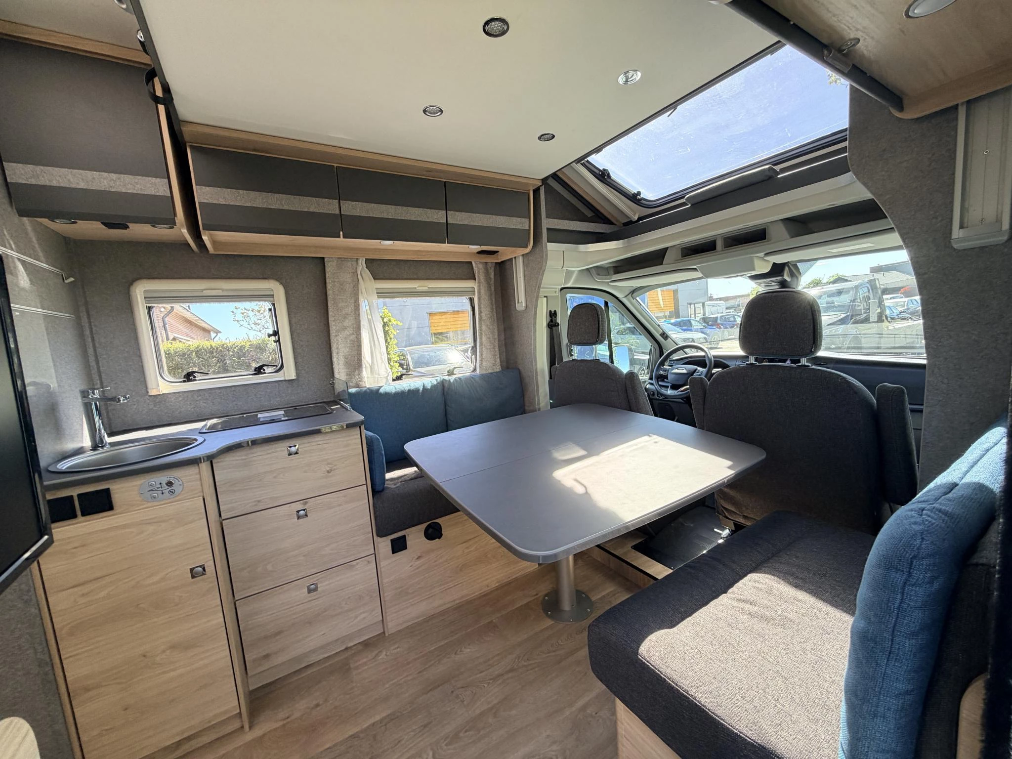 Hoofdafbeelding Dethleffs Just go t7055 ebl Ford 130PK Camper•Automaat•TV