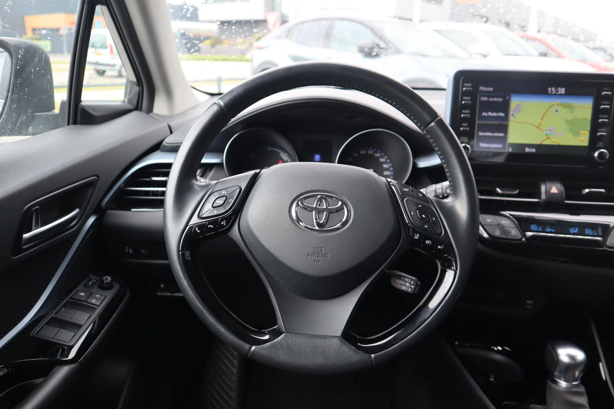 Hoofdafbeelding Toyota C-HR