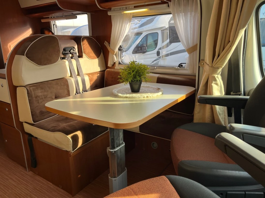 Hoofdafbeelding McLouis P700 Steel 563 Airco Cruise