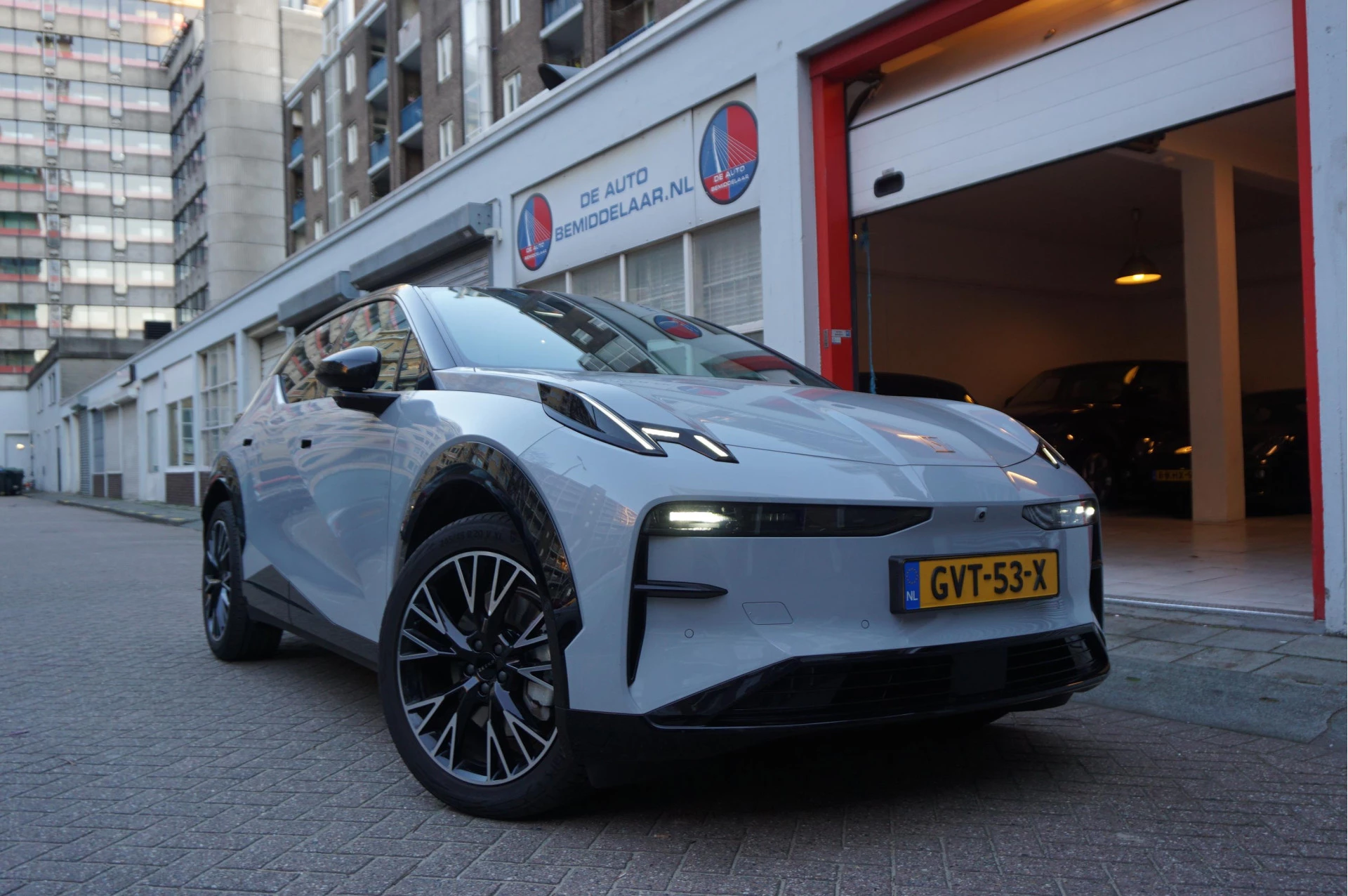 Hoofdafbeelding Zeekr X