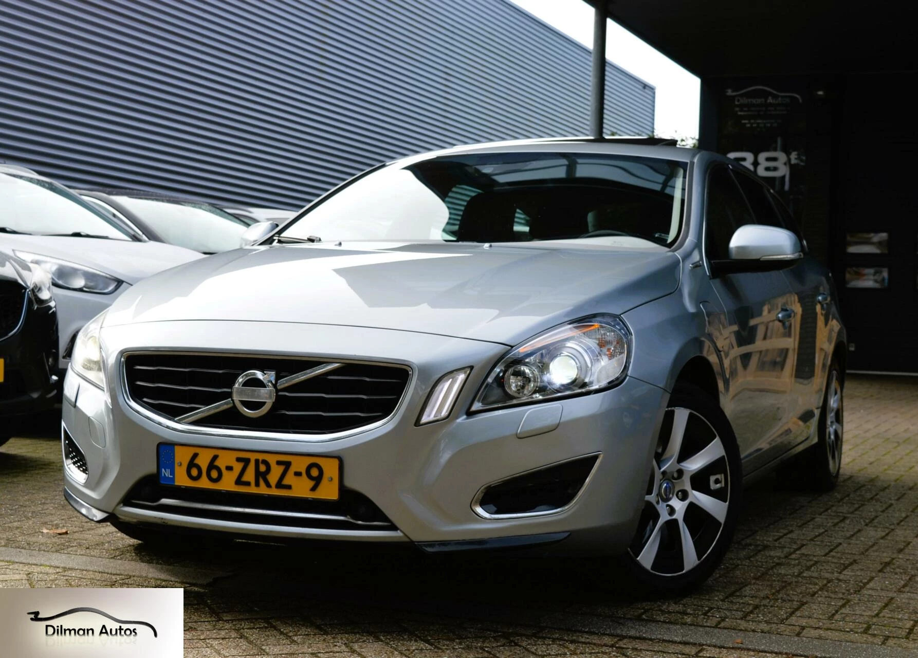 Hoofdafbeelding Volvo V60