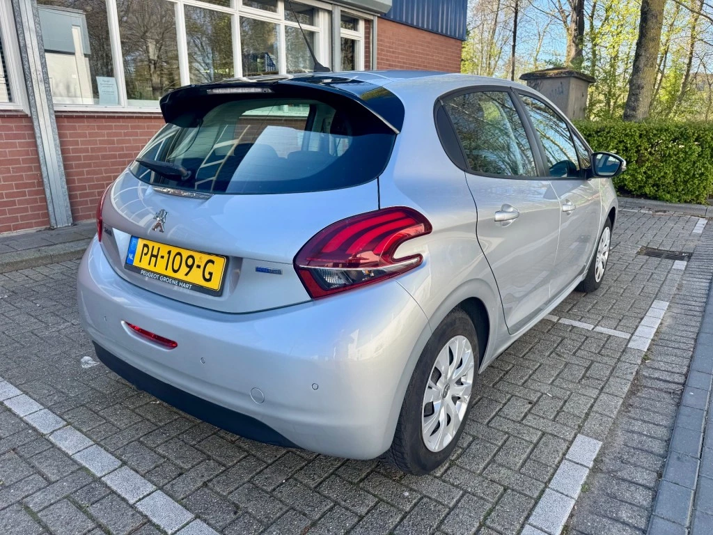 Hoofdafbeelding Peugeot 208