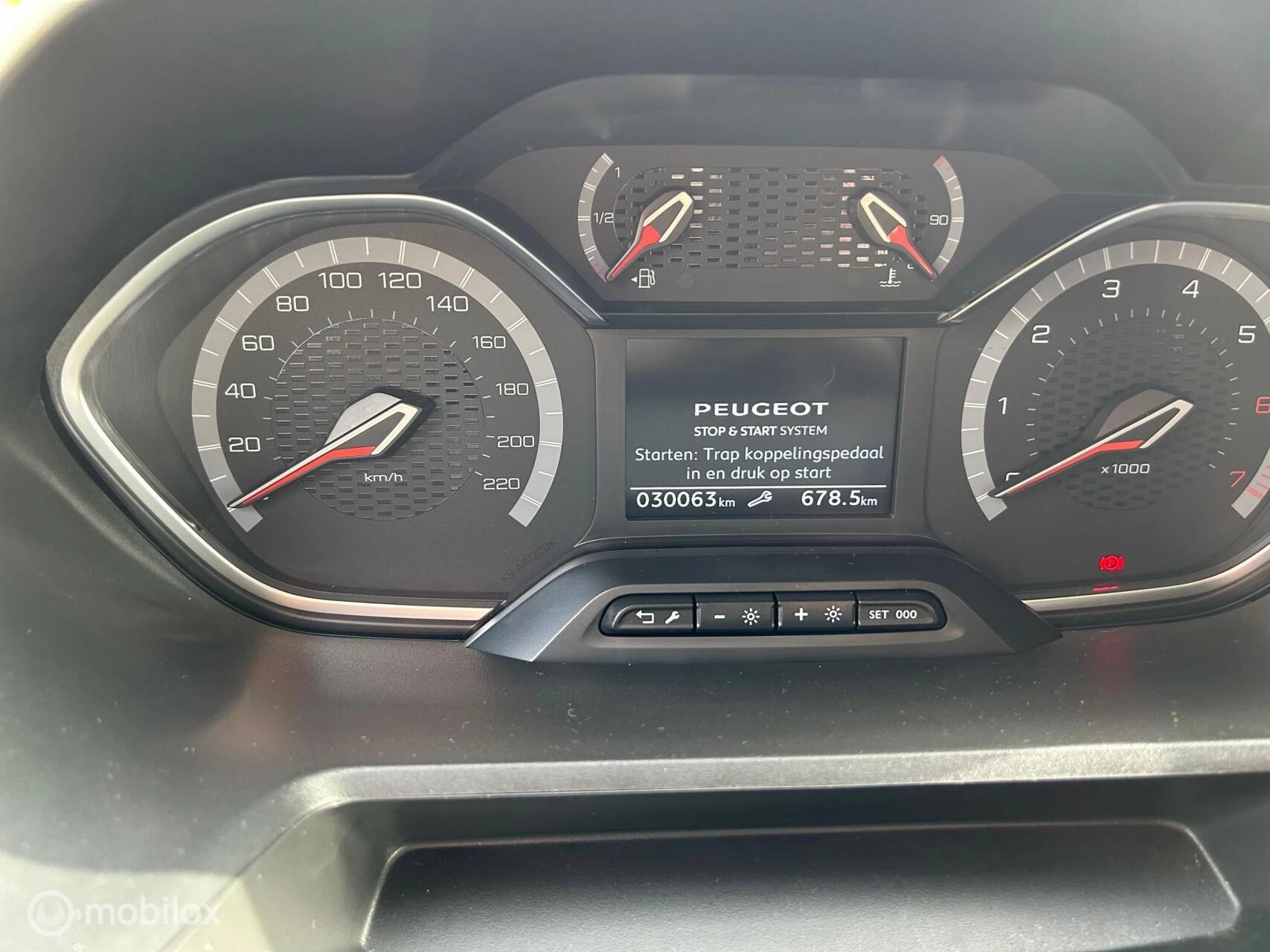 Hoofdafbeelding Peugeot Rifter