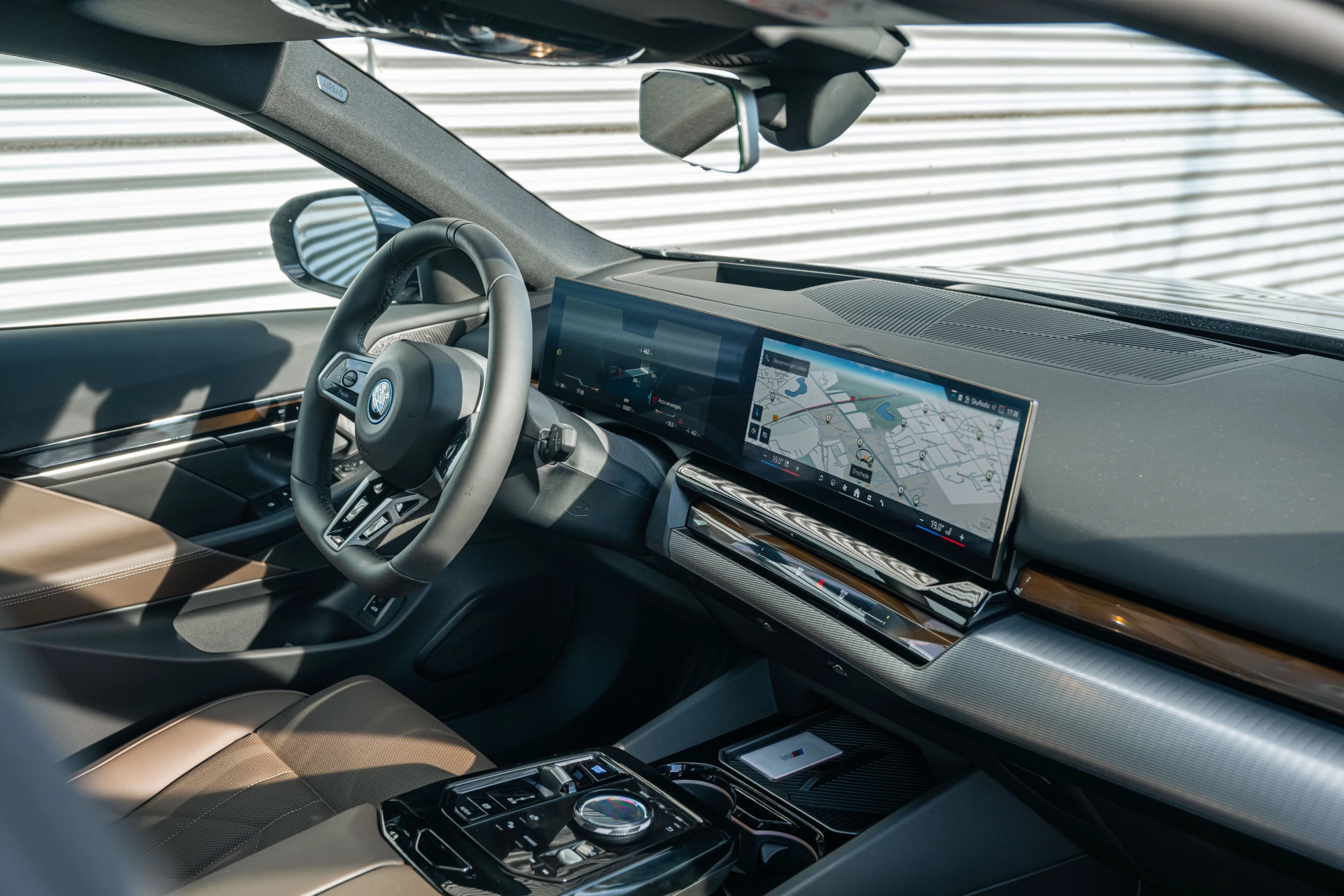 Hoofdafbeelding BMW i5