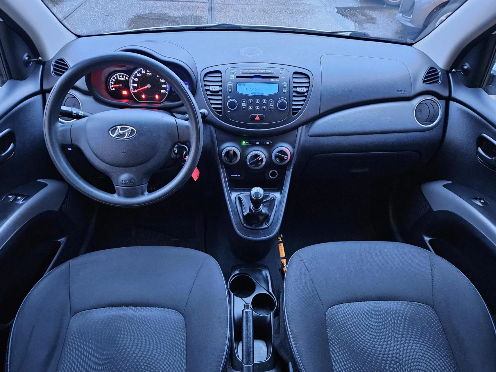 Hoofdafbeelding Hyundai i10