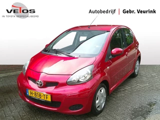 Toyota Aygo 1.0-12V Aspiration Red