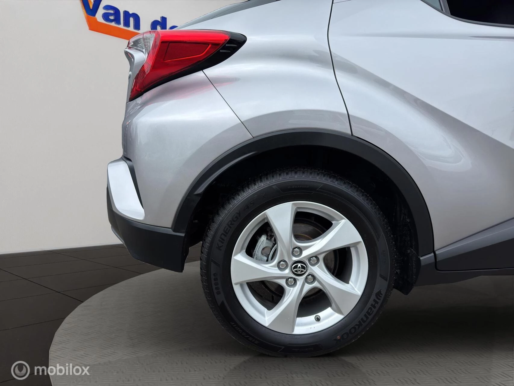 Hoofdafbeelding Toyota C-HR