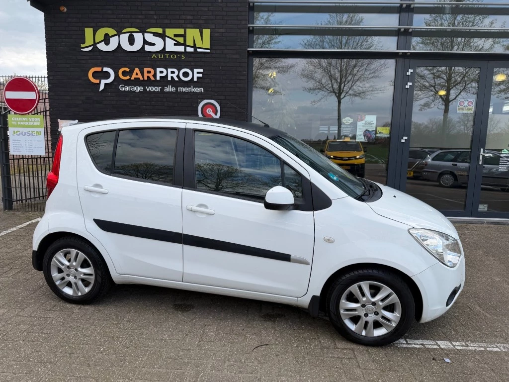 Hoofdafbeelding Opel Agila