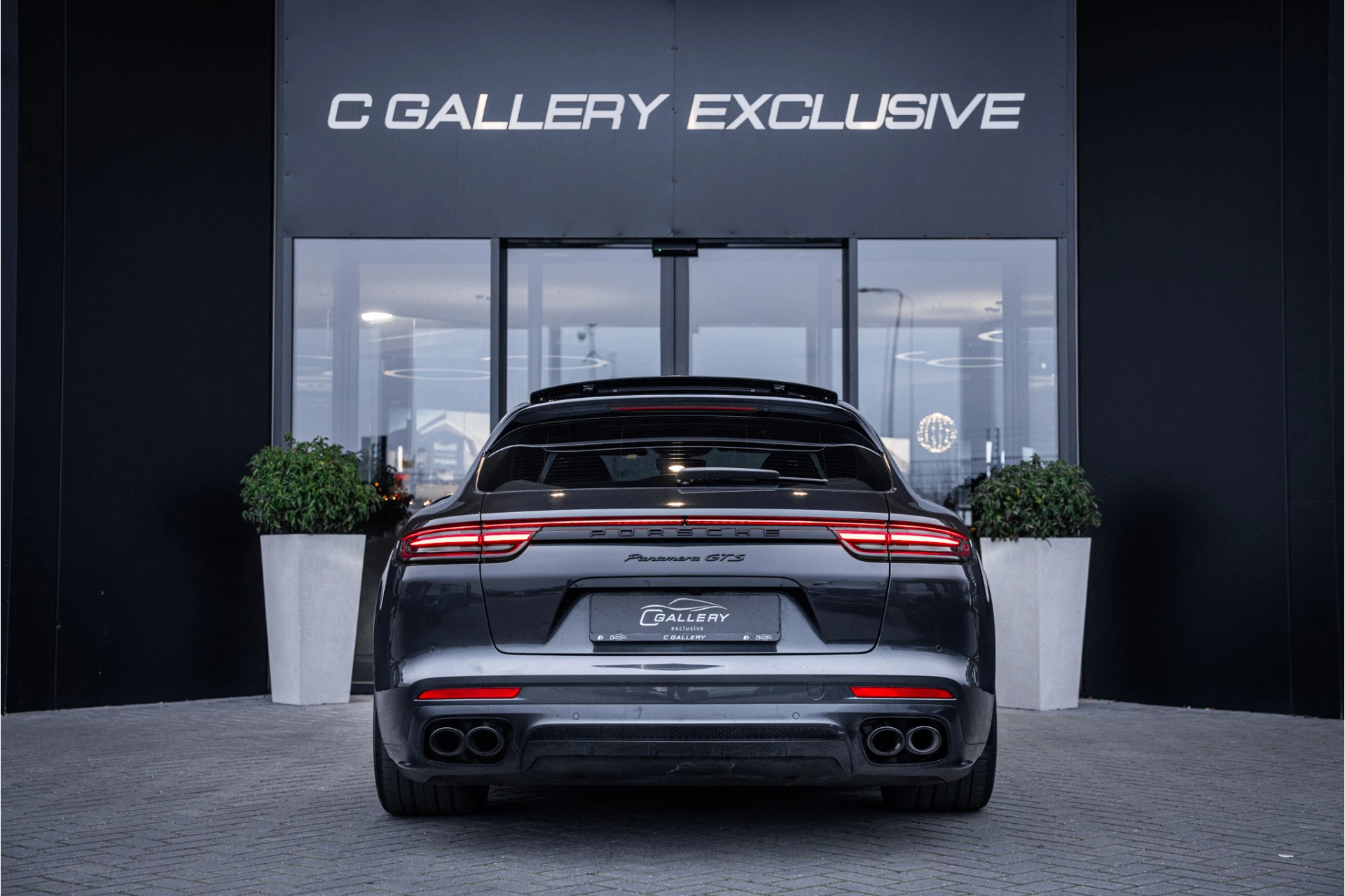 Hoofdafbeelding Porsche Panamera