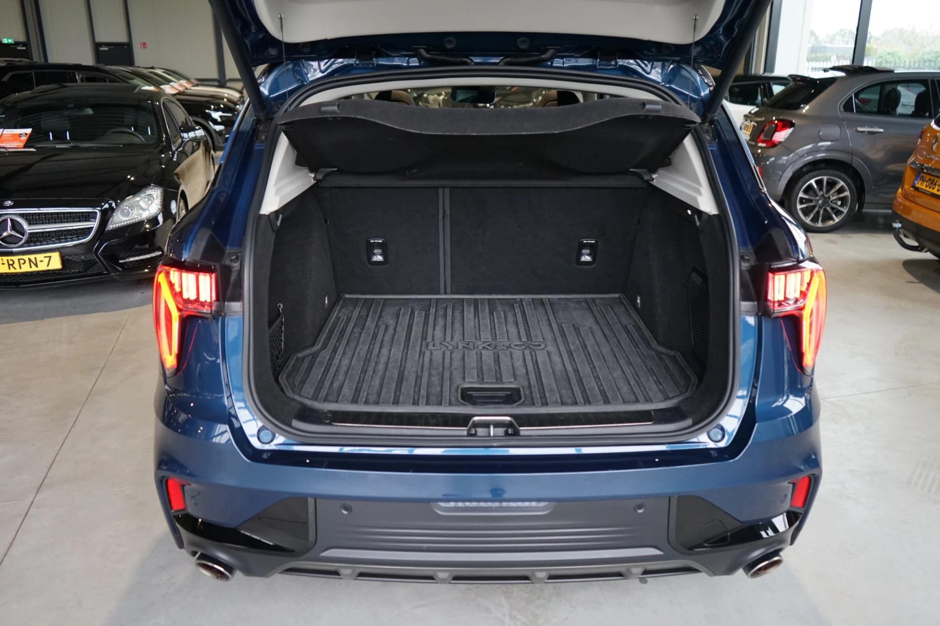 Hoofdafbeelding Lynk & Co 01