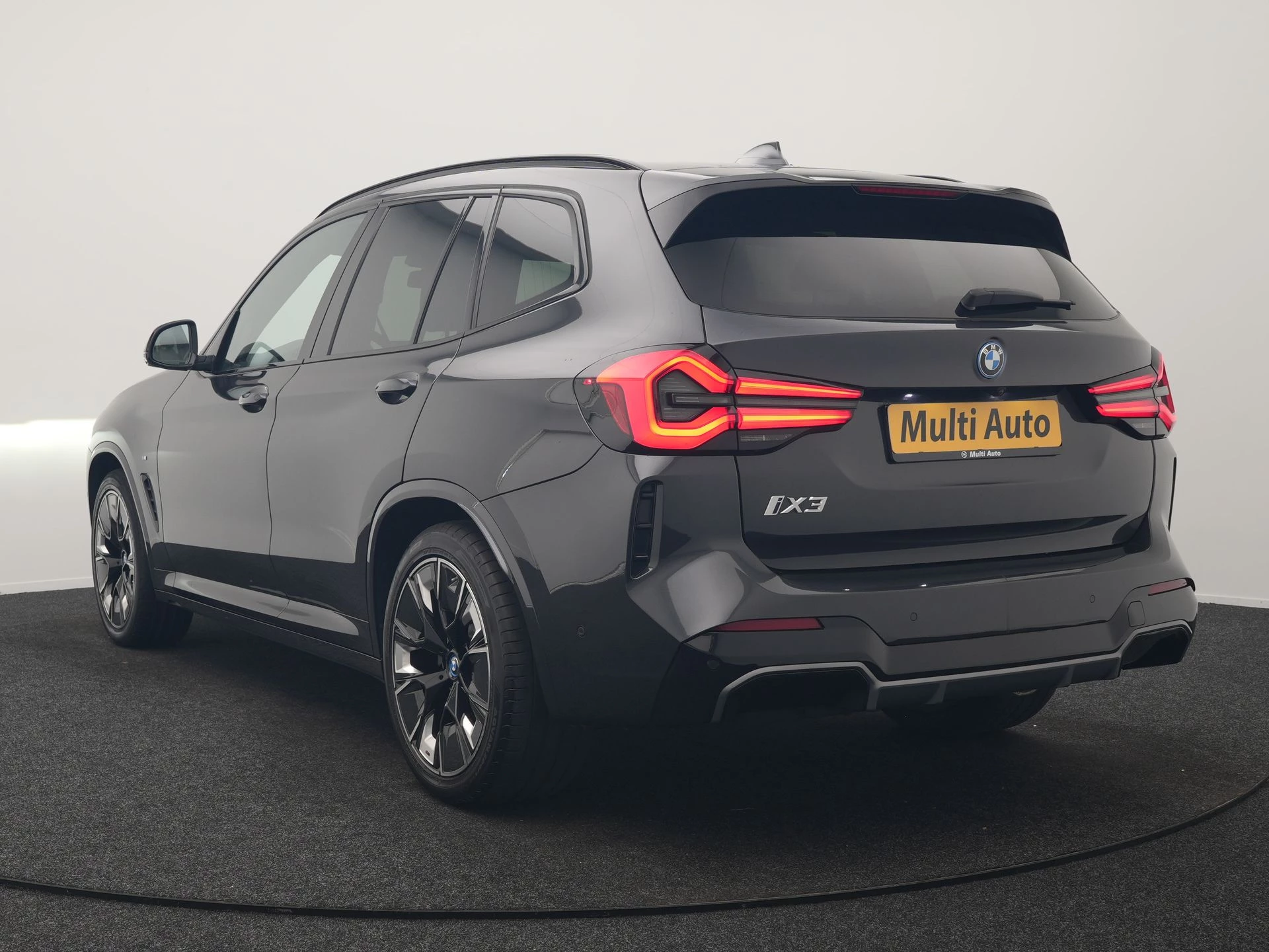 Hoofdafbeelding BMW iX3