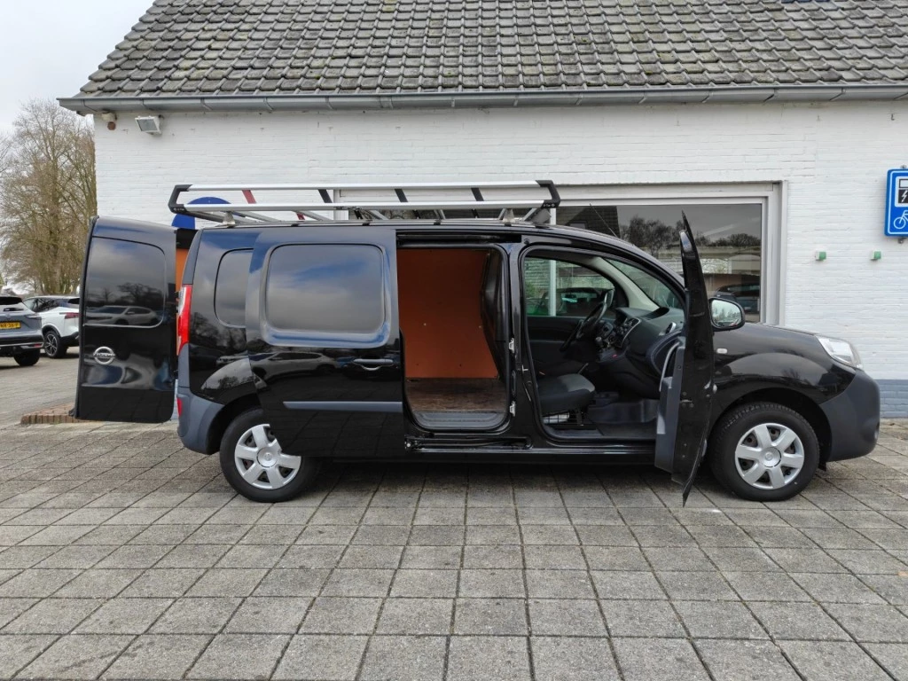 Hoofdafbeelding Nissan NV250