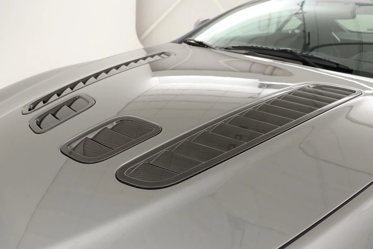 Hoofdafbeelding Aston Martin V12 Vantage