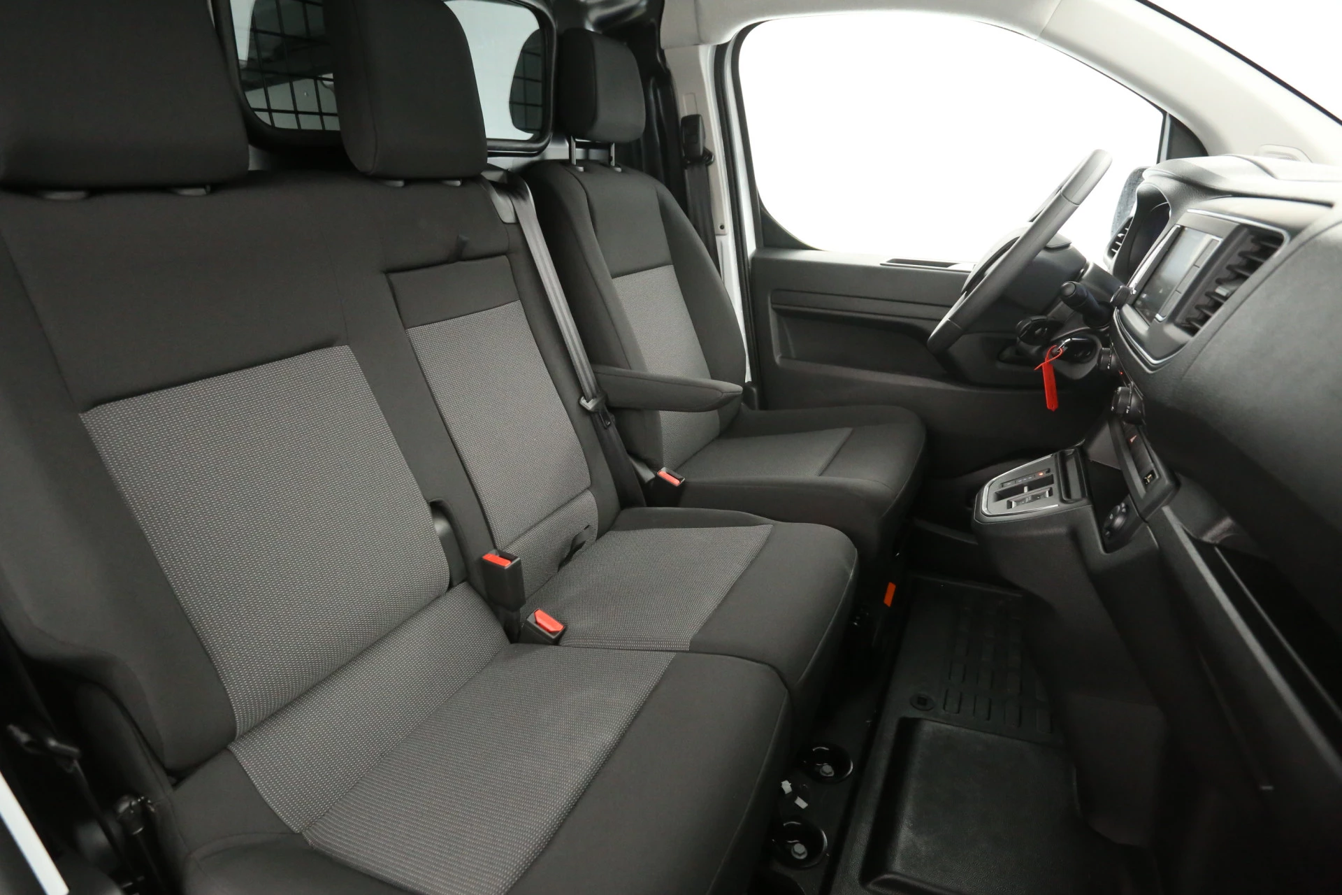 Hoofdafbeelding Peugeot e-Expert