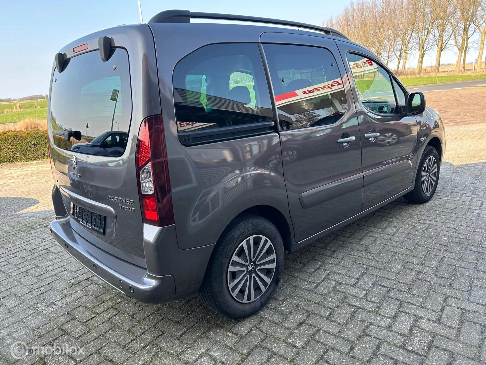 Hoofdafbeelding Peugeot Partner