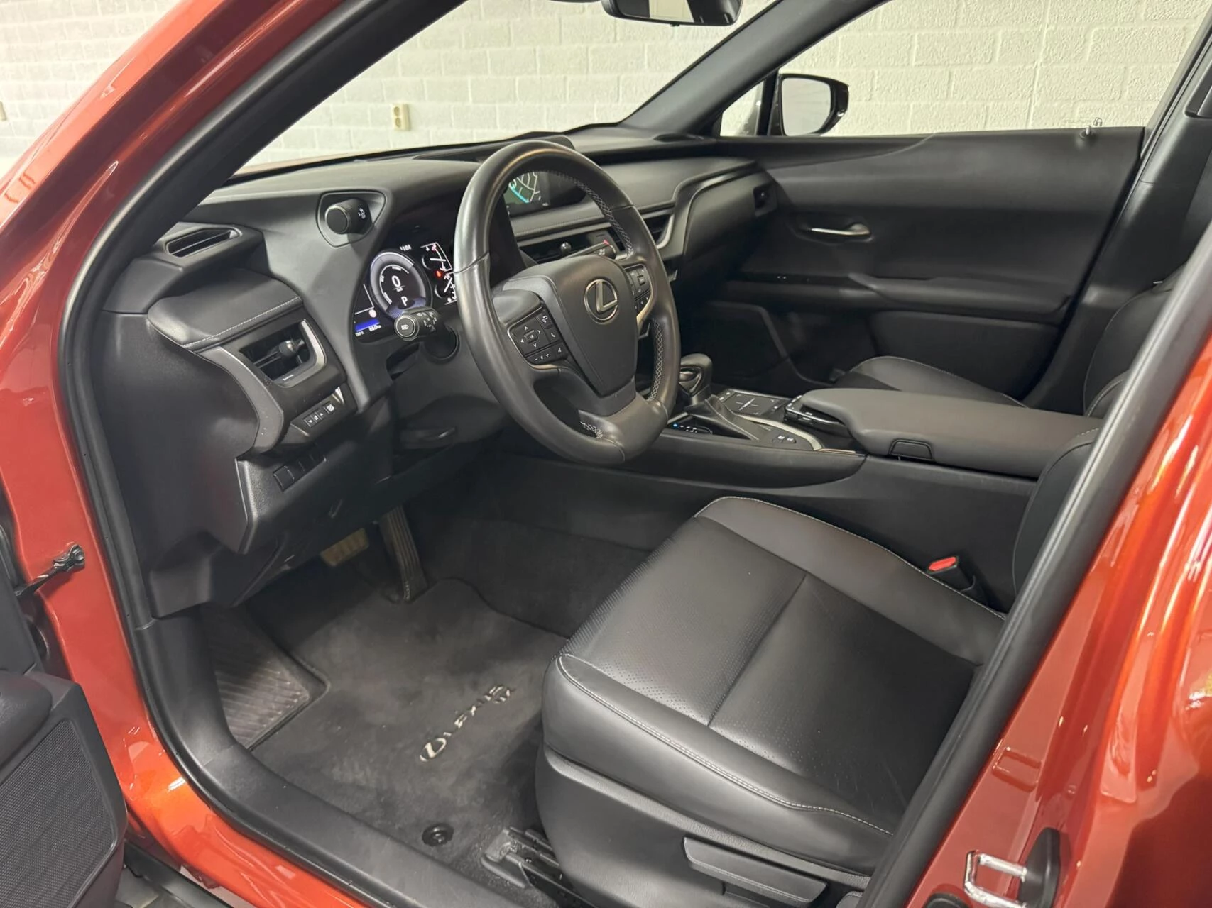 Hoofdafbeelding Lexus UX