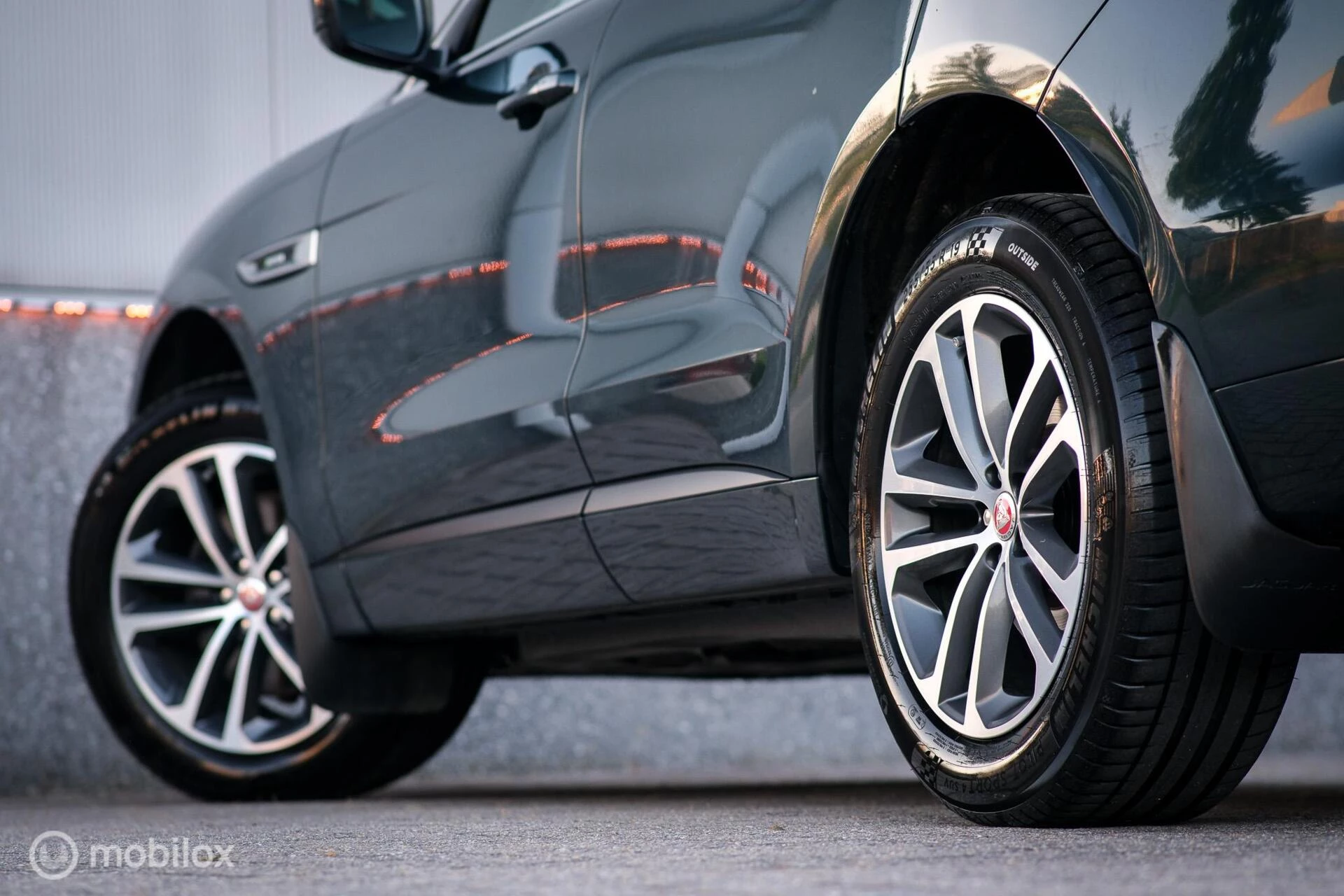 Hoofdafbeelding Jaguar F-PACE