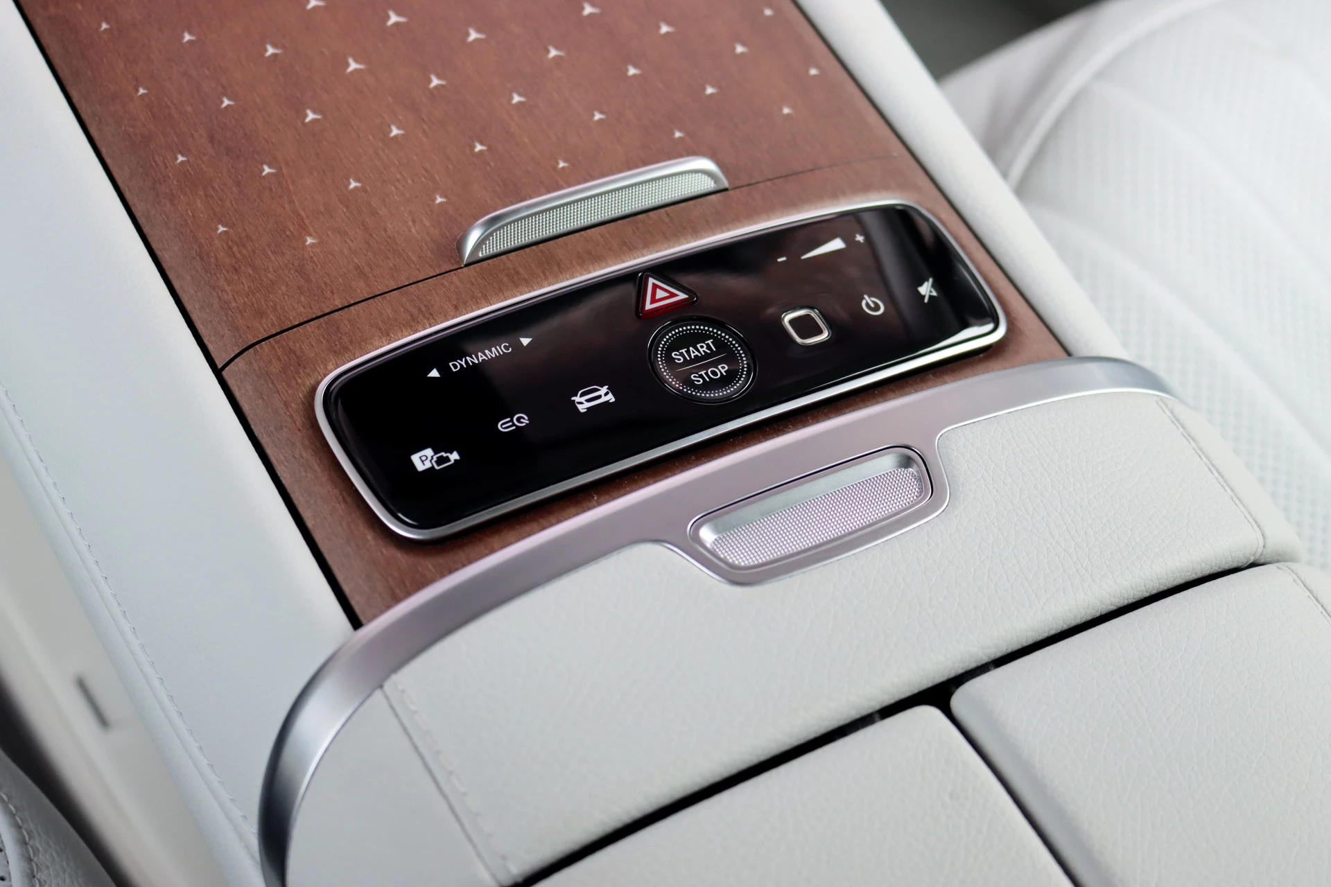 Hoofdafbeelding Mercedes-Benz EQE