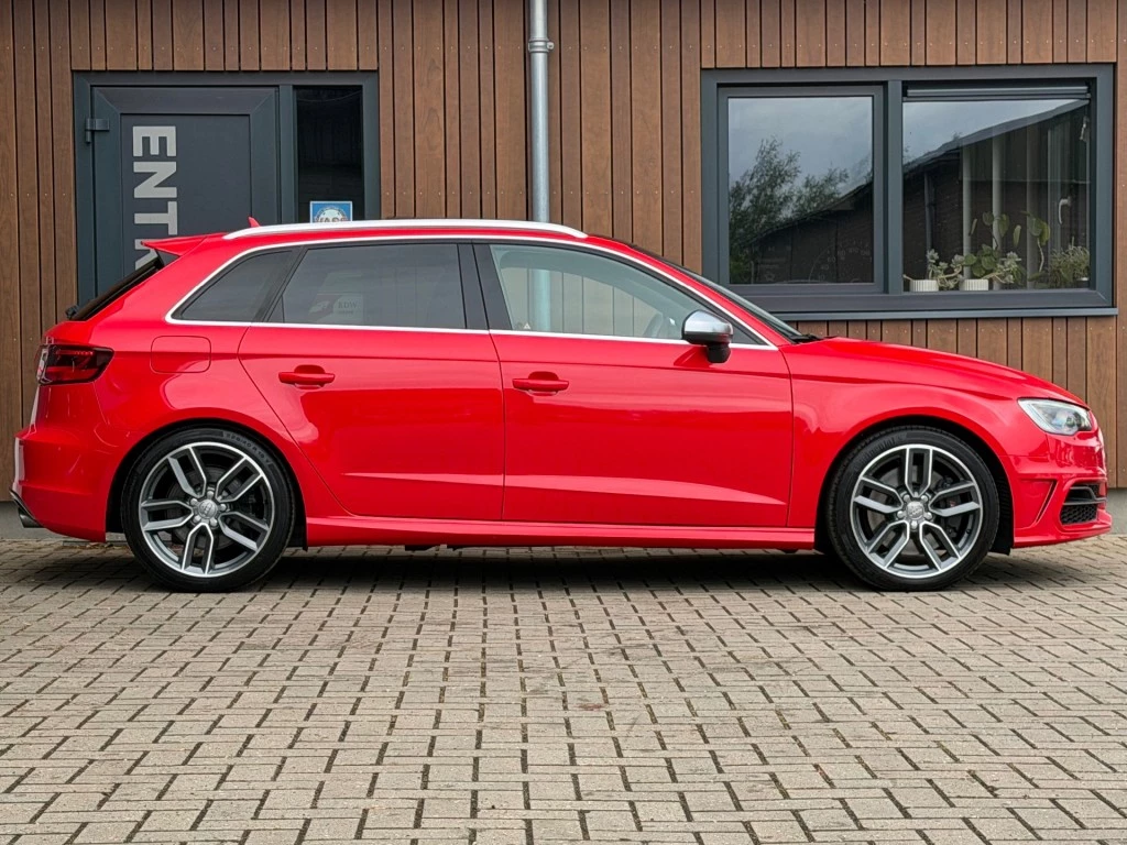 Hoofdafbeelding Audi S3