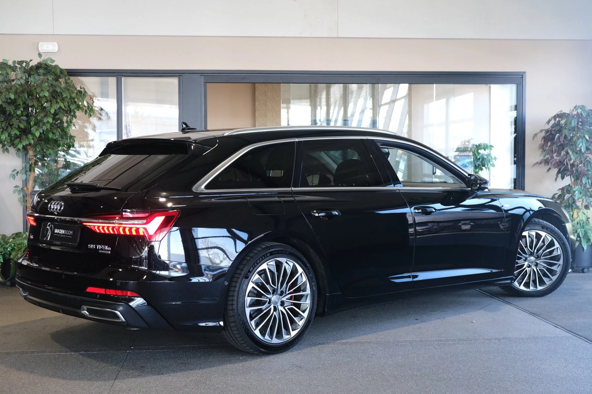 Hoofdafbeelding Audi A6