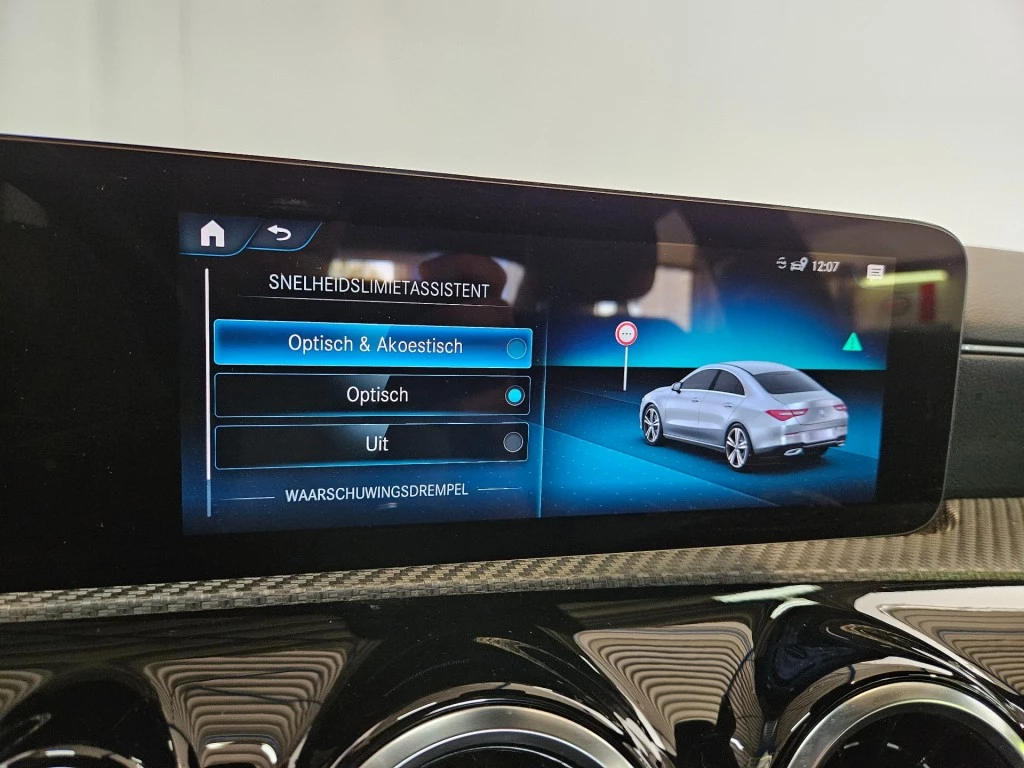 Hoofdafbeelding Mercedes-Benz CLA