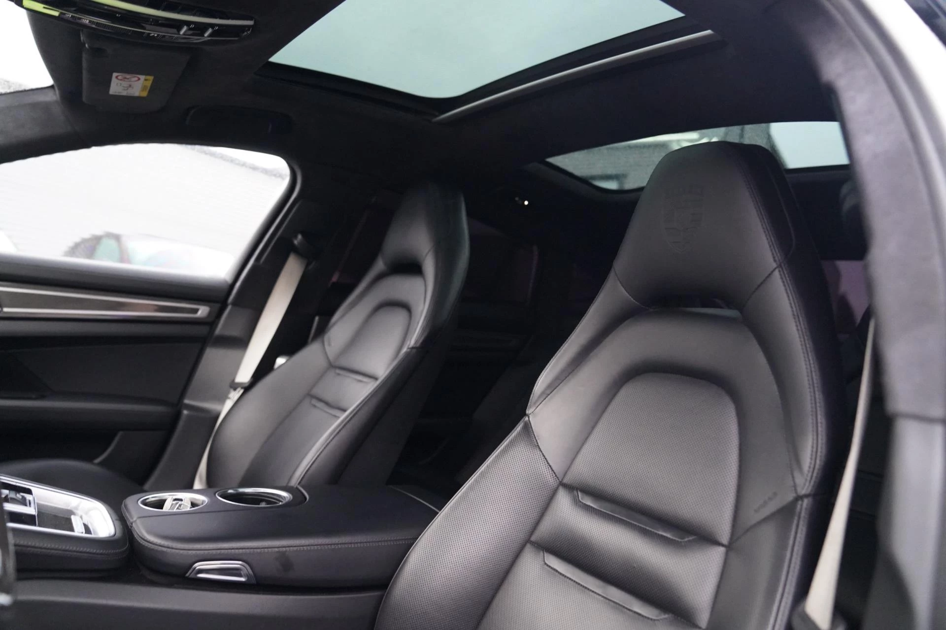 Hoofdafbeelding Porsche Panamera