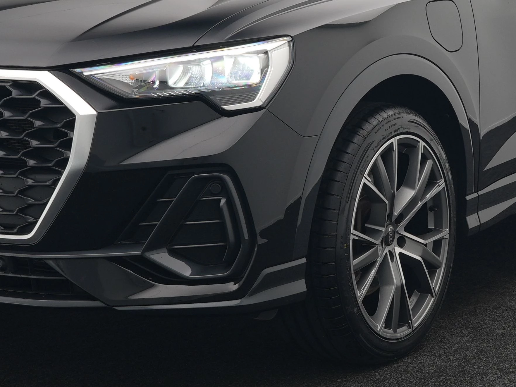 Hoofdafbeelding Audi Q3