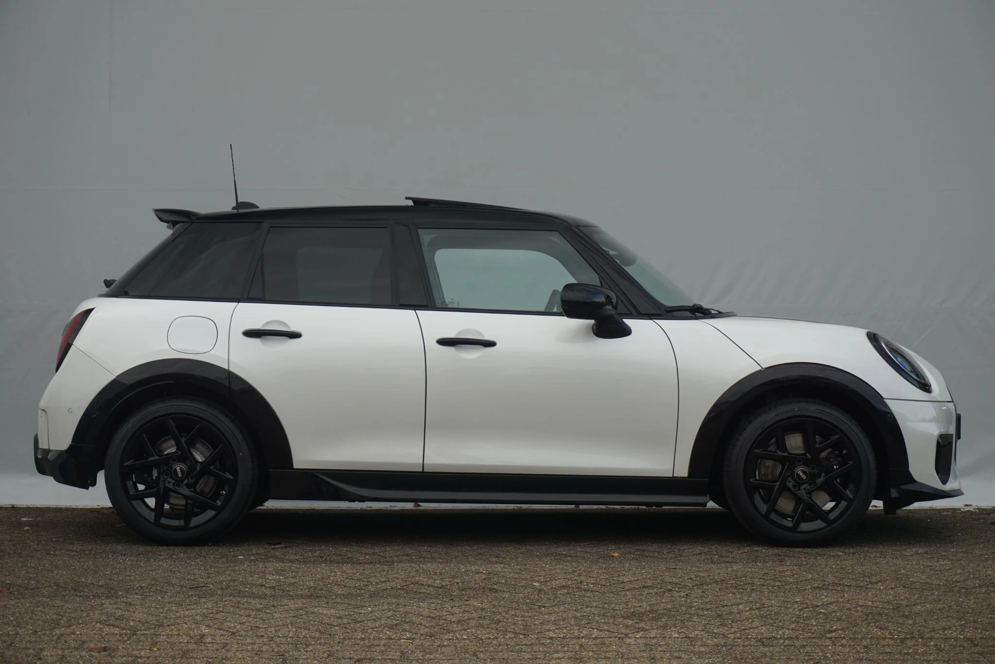 Hoofdafbeelding MINI 5-deurs