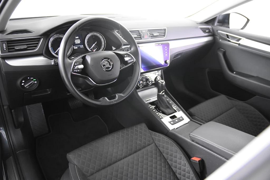 Hoofdafbeelding Škoda Superb