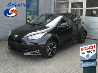 Hoofdafbeelding Toyota Yaris Toyota Yaris 1.5 Hybrid Edition Plus Inclusief Afleveringskosten