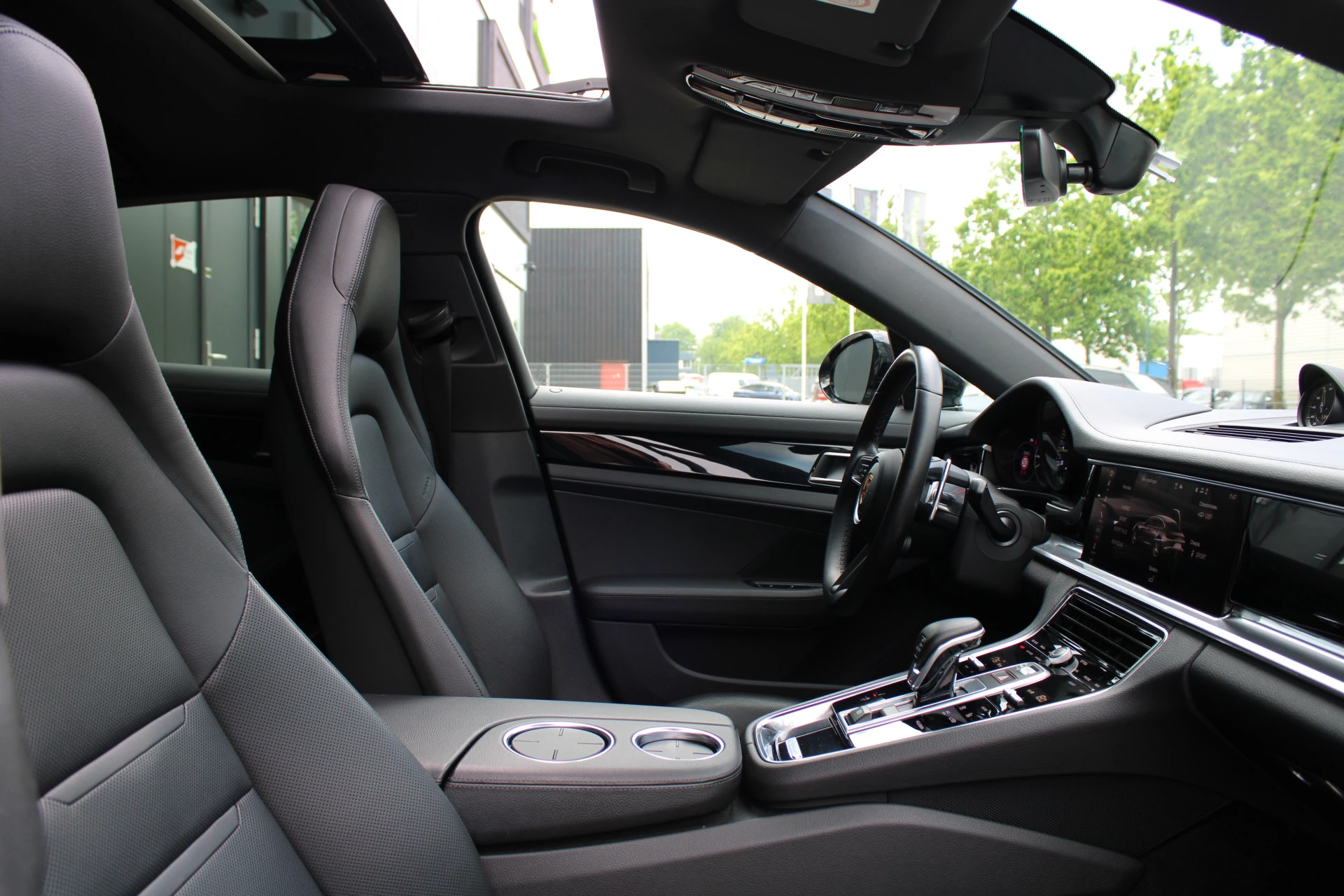 Hoofdafbeelding Porsche Panamera