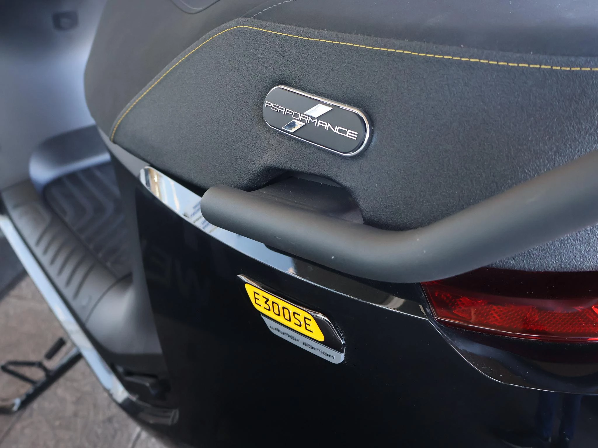 Hoofdafbeelding Segway E300SE