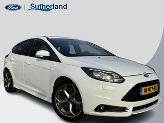 Ford Focus 2.0 EcoBoost ST-3 250pk | Winter Pack | Xenon | Recaro stoelen | Sony Audio | 5 deurs